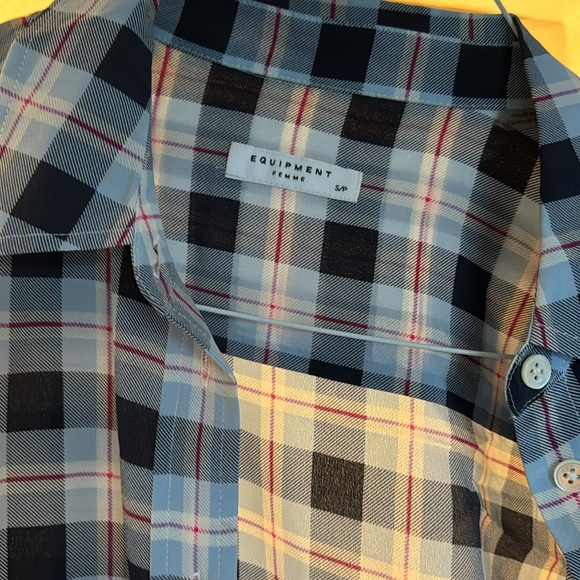 Silk button down blouse - Picture 4 of 4